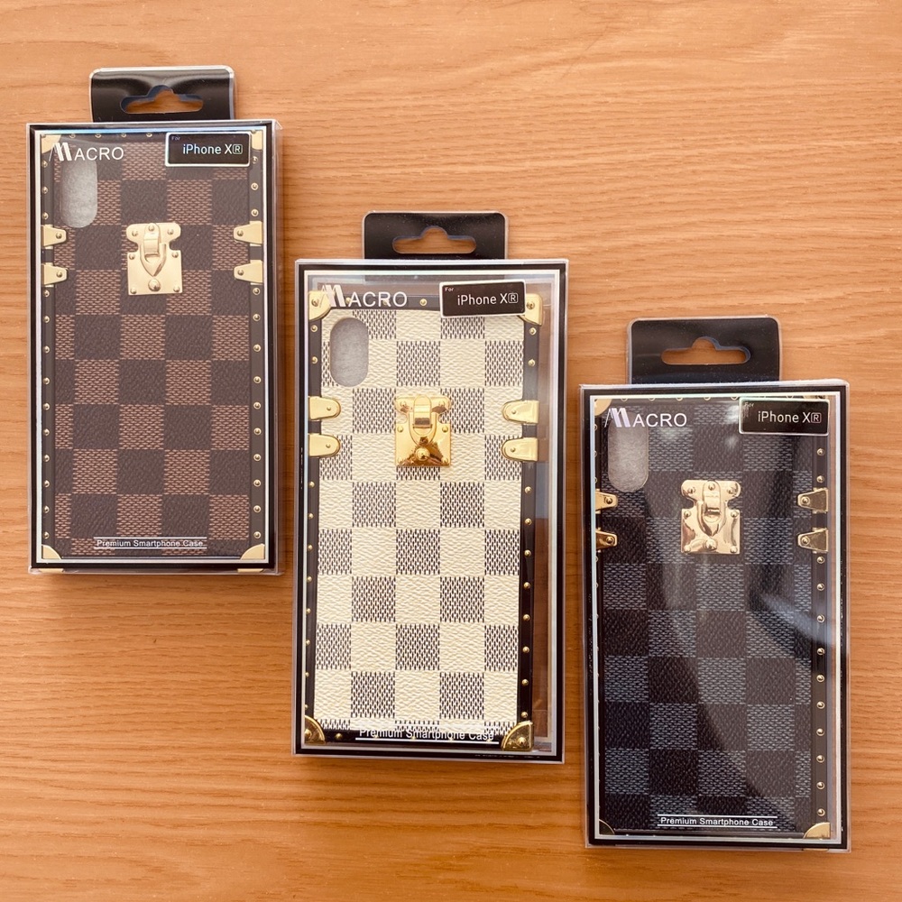 Apple iPhone XR Luxury Case Checker